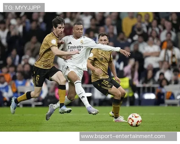 中超惊天逆转波尔图4-0皇马绝杀瞬间引发全场狂欢分析