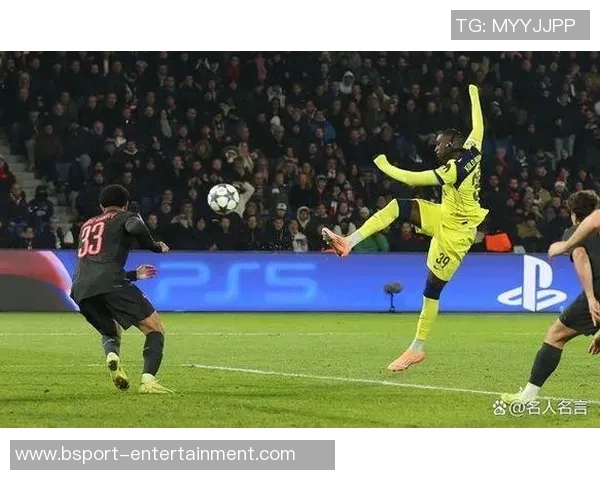 意甲热刺大胜里昂五球狂潮帽子戏法引发全场欢呼